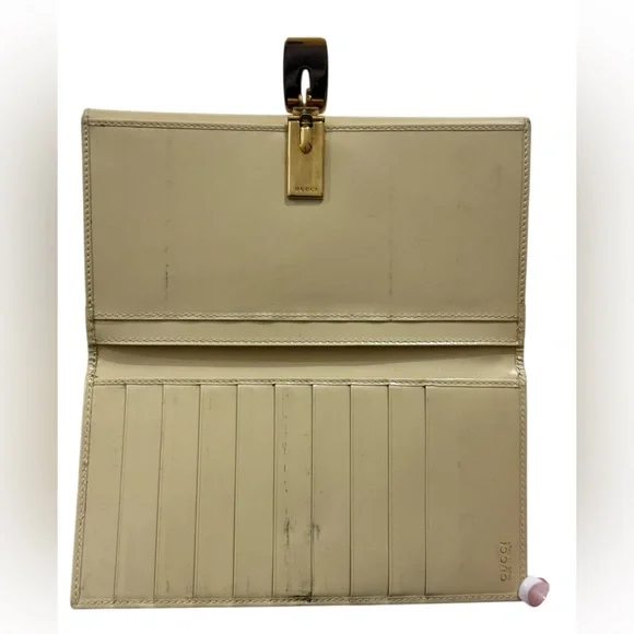 Gucci Vintage Patent Leather Wallet – Beige Nude Tab Clasp – 1980s